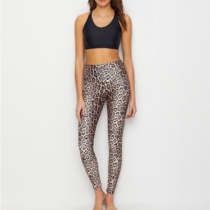 Onzie high rise leopard yoga leggings